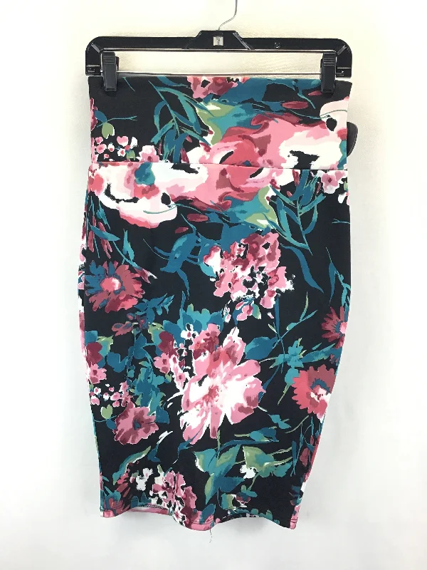 Skirt Midi By Clothes Mentor In Floral Print, Size: M