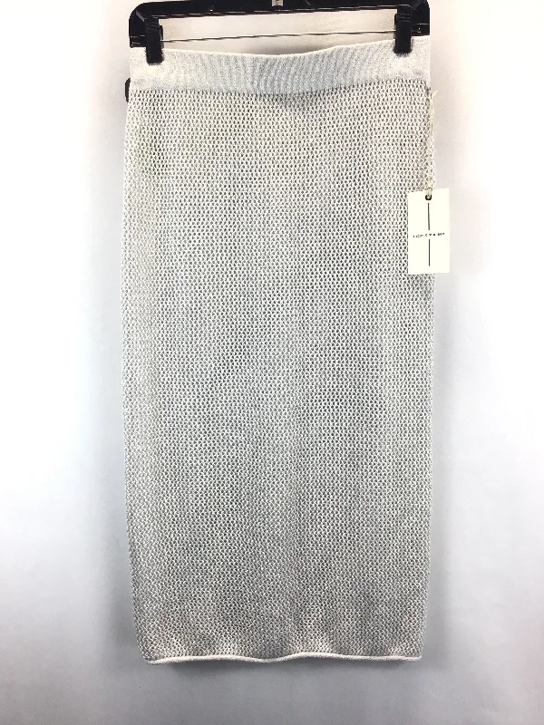 Skirt Midi By Clothes Mentor In Silver, Size: M