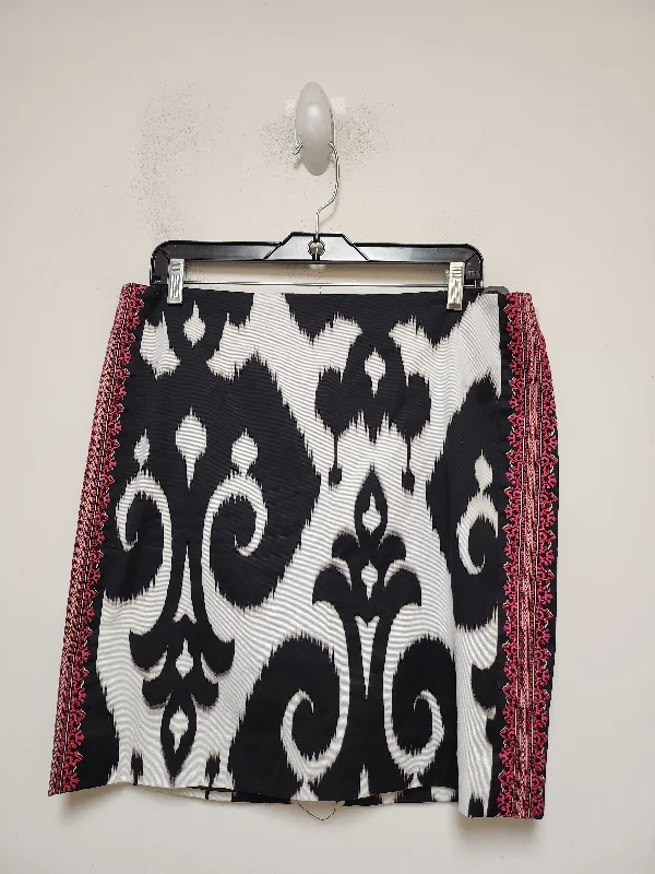 Skirt Midi By White House Black Market In Black & White, Size: 12