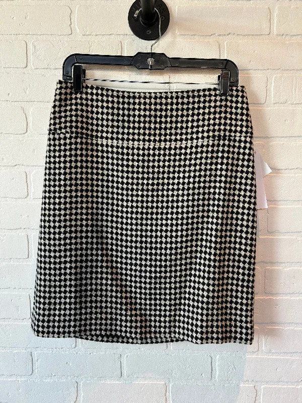 Skirt Mini & Short By Talbots In Black & Cream, Size: 6