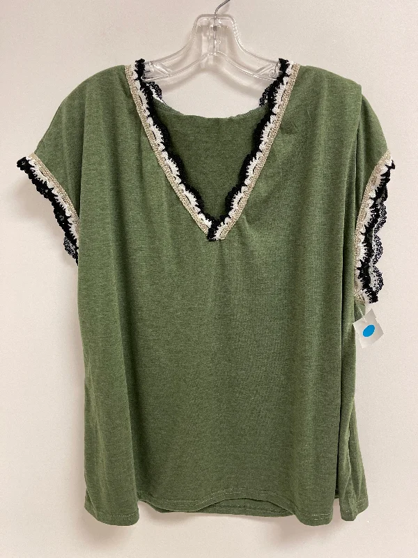 Top Short Sleeve By Shein In Green, Size: 2x